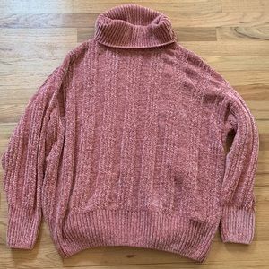 Pink sweater/size small
